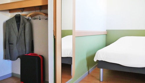 Triple Room, Multiple Beds