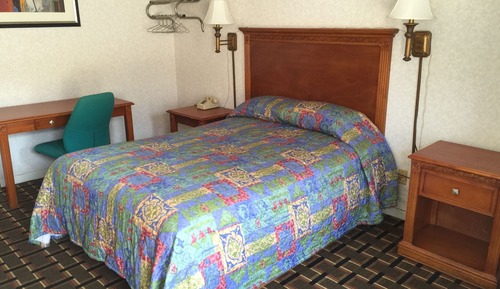 Standard Room, 1 Queen Bed, Smoking