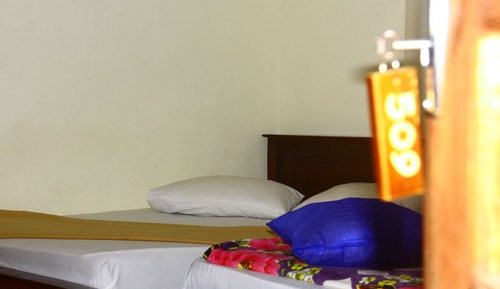 Deluxe Double Room, 2 Bedrooms, Non Smoking, Hill View