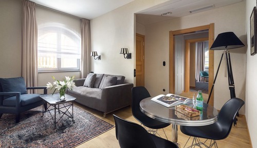 Business Apartment