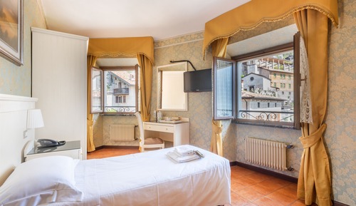 Single Room