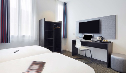 Room, Multiple Beds (1 double Bed and 1 single Bed)