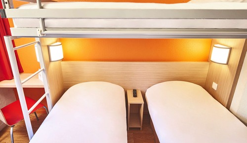 Standard Room, 3 Twin Beds