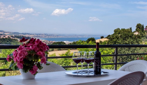 Executive Apartment, Sea View