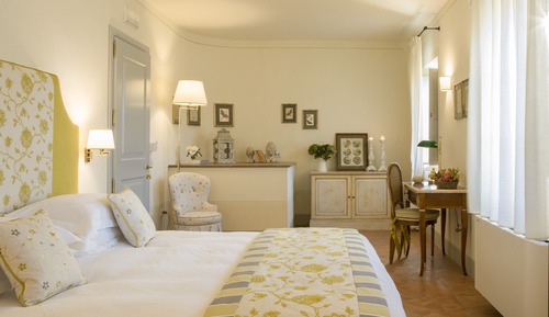 Deluxe Double Room Single Use