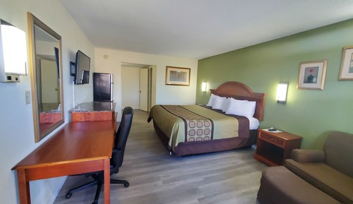 Standard Room, 1 King Bed, Non Smoking