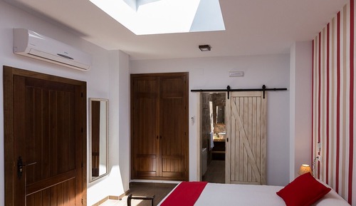 Standard room, 2 single beds, windows on the roof