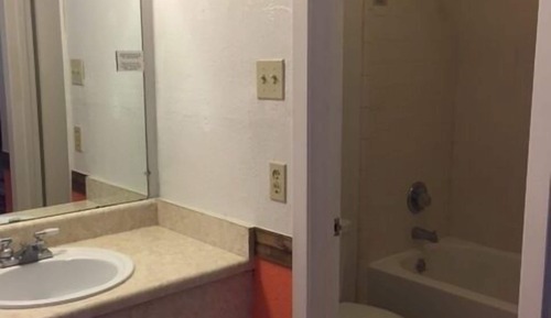 Basic Double Room, 2 Bedrooms