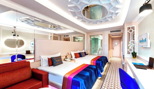 Standard Room, Pool View (2+2)