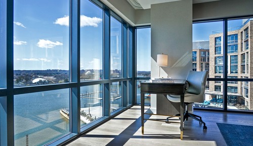 Suite, 1 King Bed (Water)