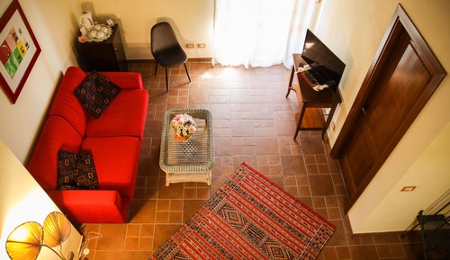 Family Duplex, Balcony