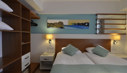 Family Room, 1 Bedroom