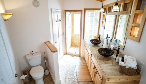 Grand Studio Suite, 1 King Bed with Sofa bed, Ocean View, Oceanfront