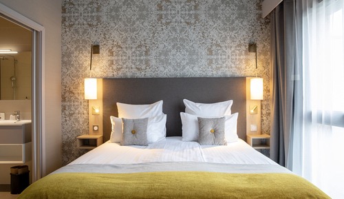 Junior Suite, 1 King Bed