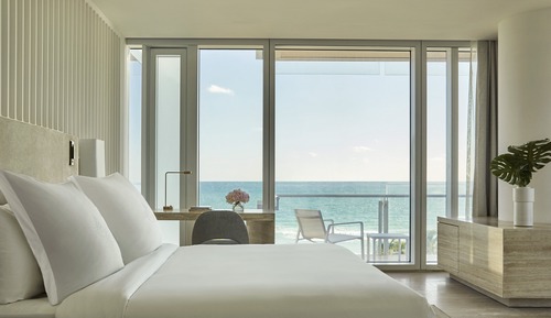 Room, 1 King Bed, Ocean View, Corner