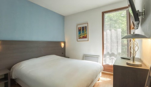 Double Room (_11_)