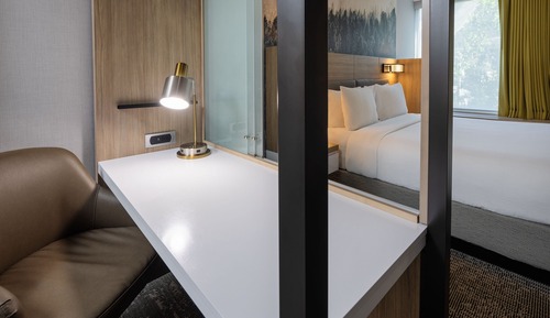 Suite, 1 King Bed (Mobility Accessible, Tub)