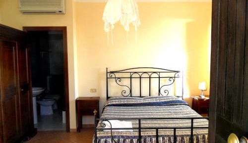 Standard Triple Room with Sea View