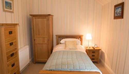 Single Room with Private Bathroom