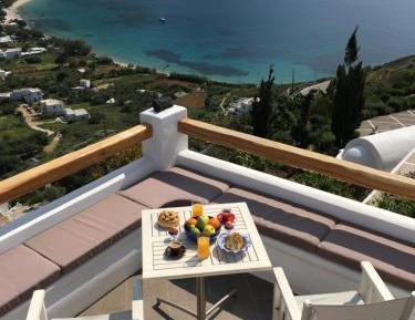 Deluxe Double Room with Balcony and Sea View