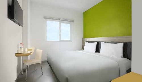Smart Hollywood Room