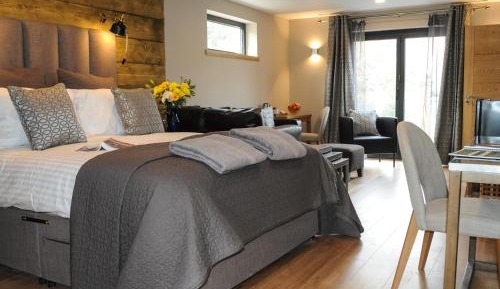 Corran Suite