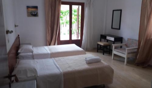 Apartment (4 Adults)