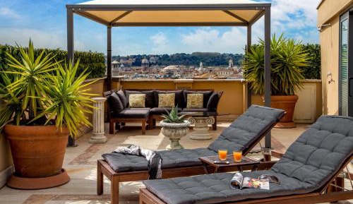 Penthouse One-Bedroom Apartment