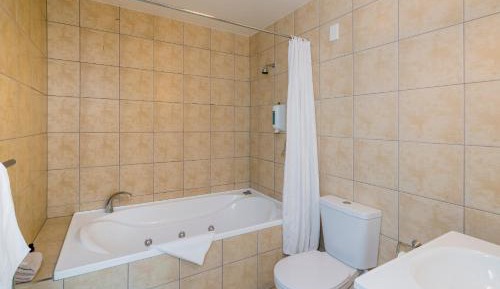 Standard Studio with Spa Bath