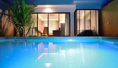 Suite with Private Pool