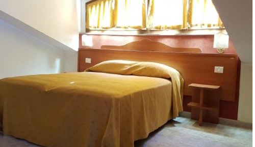 Double or Twin Room with Bathroom