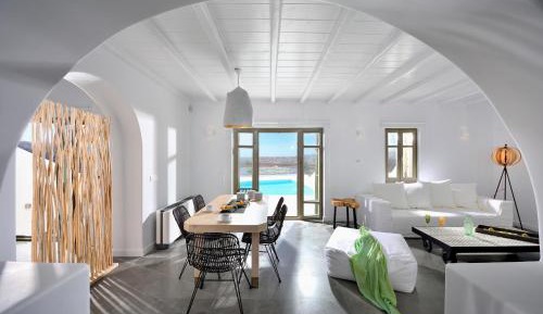 Superior Villa with Pool