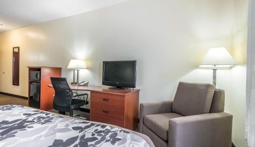 King Room with Whirlpool - Non-Smoking