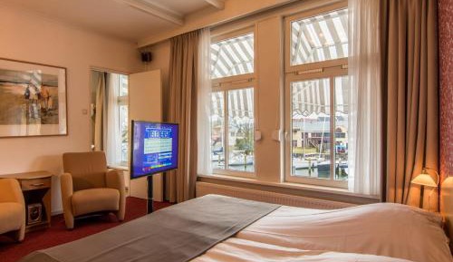 Comfort Double Room with Harbor View