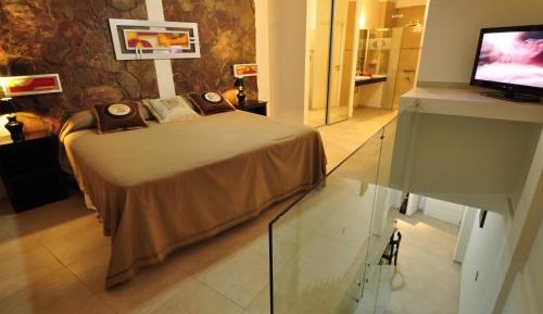Apartment - Split Level