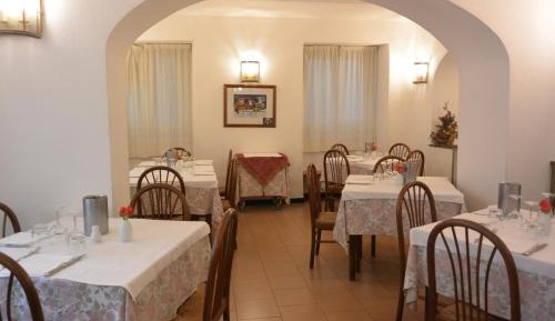 Standard Single Room with Shared Bathroom