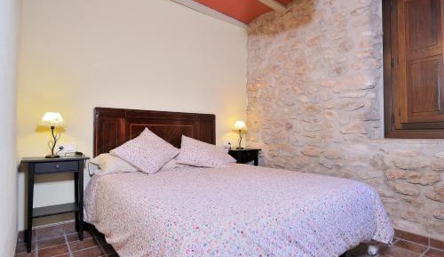One-Bedroom Apartment (3 Adults)