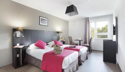 Standard Studio (2 Adults)