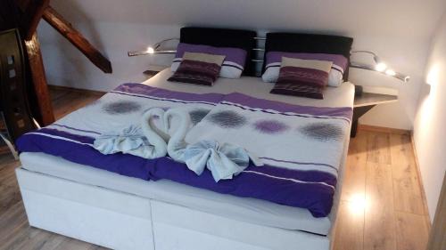 Large One-Bedroom Apartment