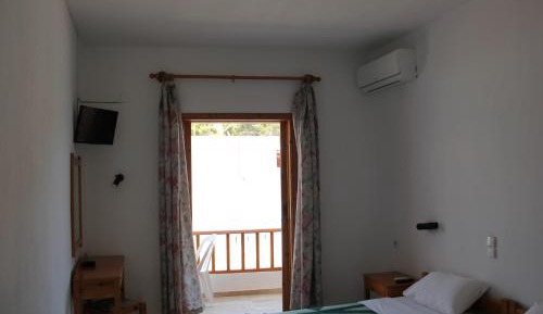Triple Room with Balcony