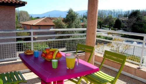Superior One-Bedroom Apartment (4 Adults)