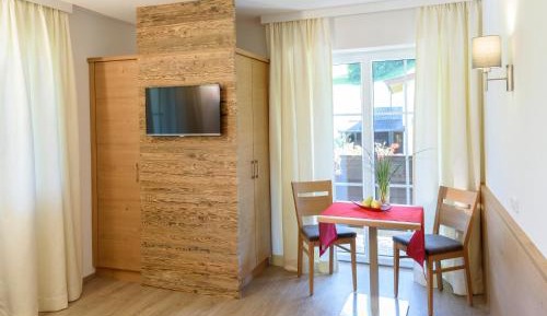 Deluxe Double Room with Bath