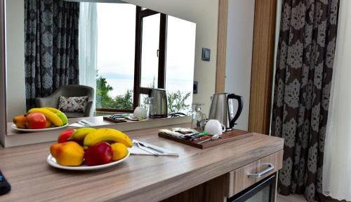 Deluxe Double Room with Sea View