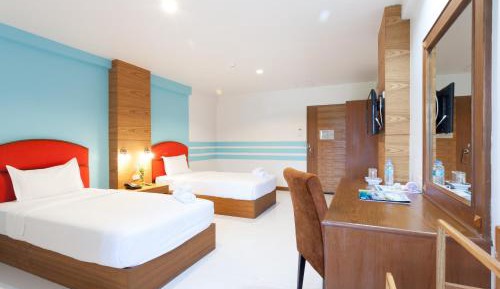 Single Room (Complimentary Coffee, Tea and Toast)