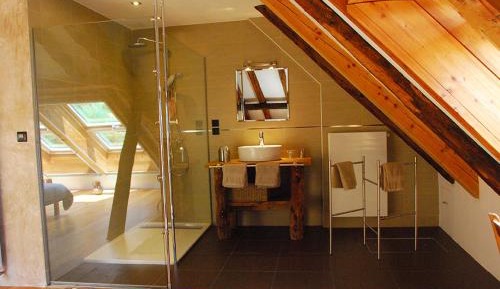 Comfort Triple Room with Shower