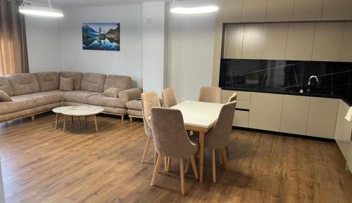 Two-Bedroom Apartment with Mountain View