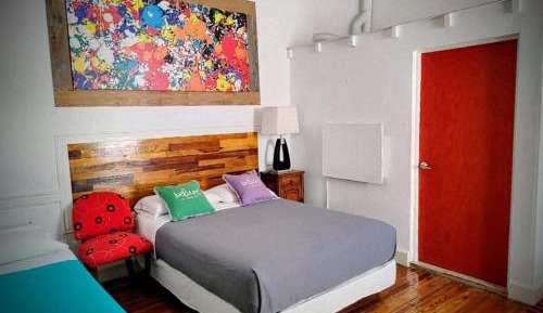 Deluxe Studio