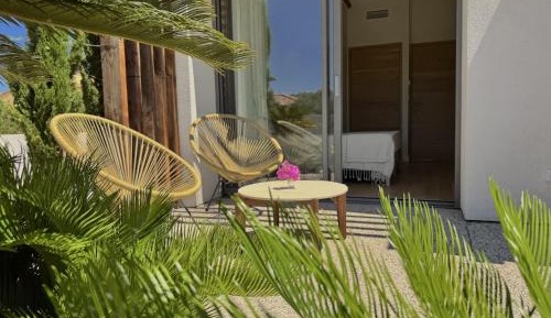 King Room with Garden View