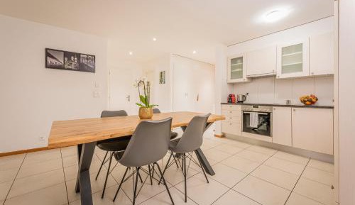 One-Bedroom Apartment with Balcony