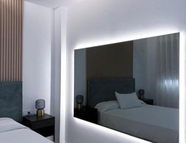 Deluxe Suite with Spa Bath